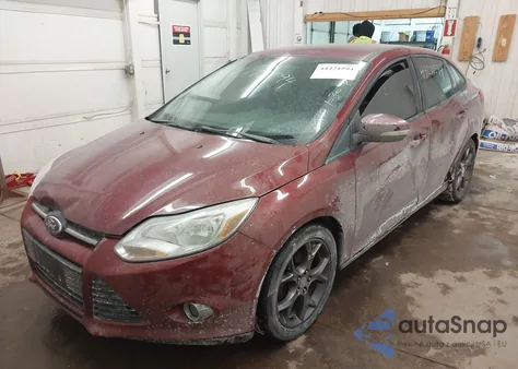 2013 Ford Focus Se z USA, uszkodzony, nr VIN 1FADP3F2XDL203754